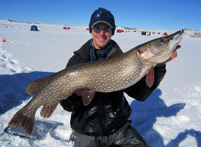 Ice fishing guides in Colorado trophy pike